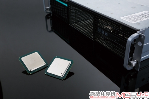 十二核心至尊 Intel Xeon E5-2697 v2